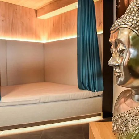 Awesome In With Sauna